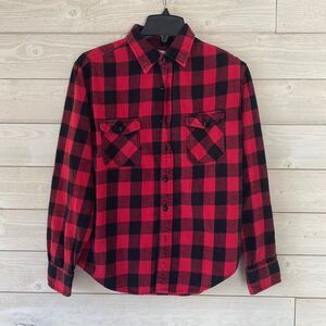 Arizona Buffalo plaid flannel black and red button down shirt EUC